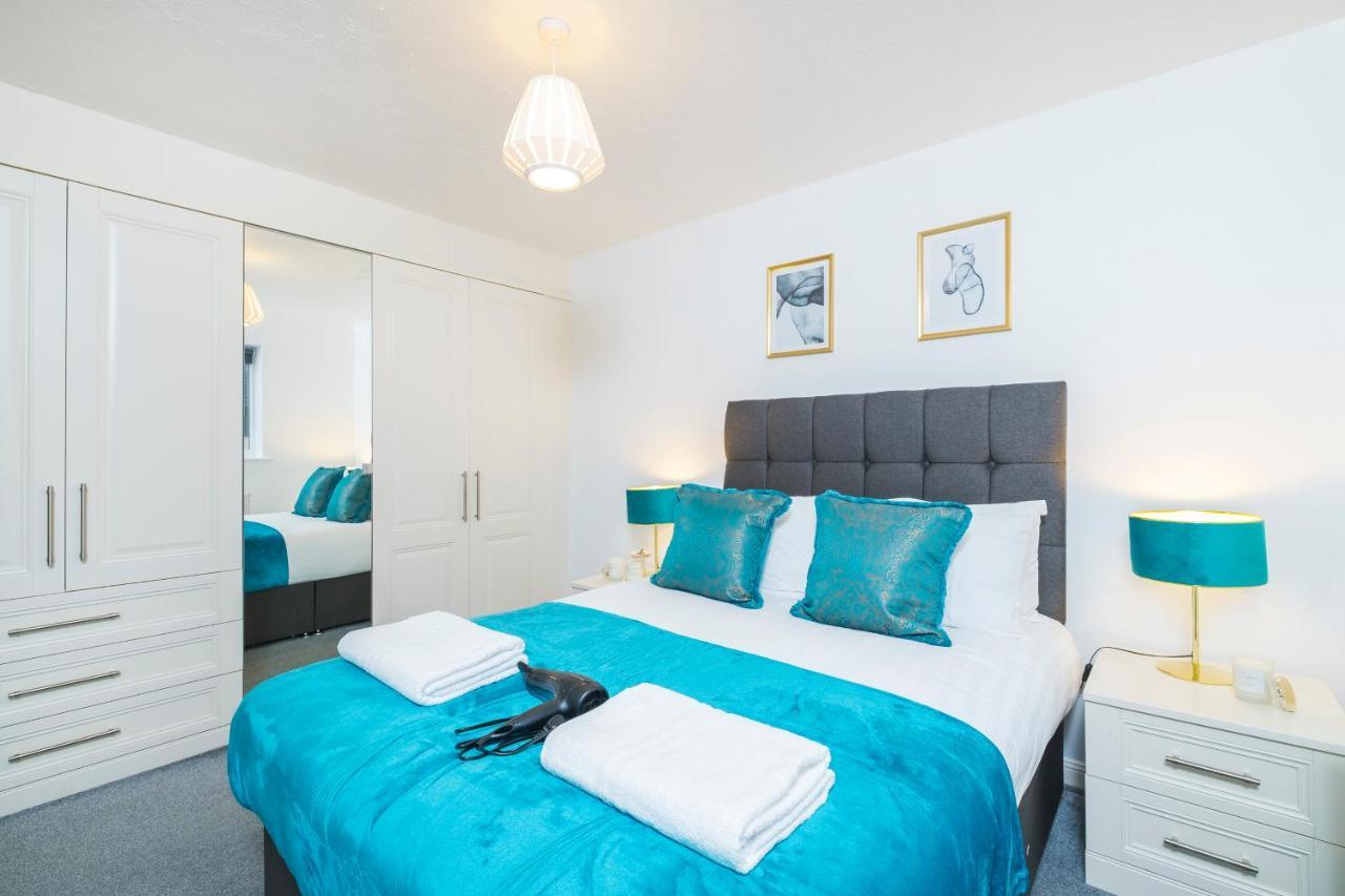 Beautiful 3 Bed House With Amazing Views In Dartford, Kent Apartman Kültér fotó